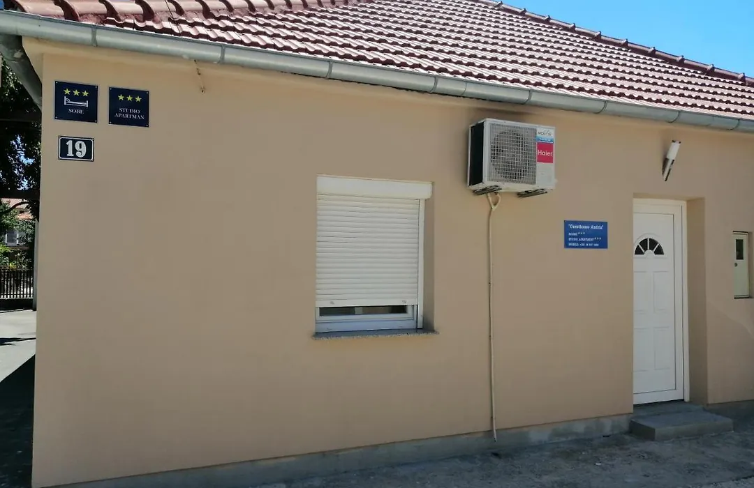 Guesthouse Andria-1